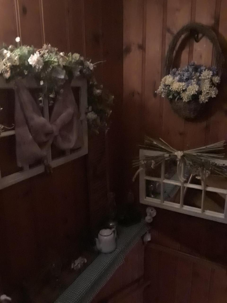 Auberge Bonne Nuit-Bonjour Sainte-Adèle Eksteriør billede